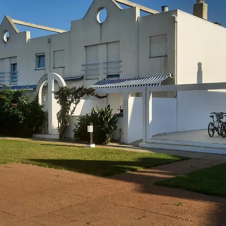 Aldeamento Triangulo Norte -praia Da - Casa Tipo T2 * Barra